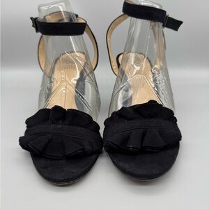 Barely worn black Vince Camuto velvet pumps size 7.5